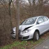 Nach Schwächeanfall vor Baum geprallt