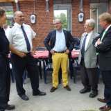 Rotary Club spendet Stadtfeuerwehrverband neues Einsatzfahrzeug