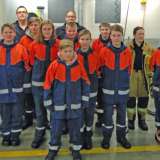 Löschgruppe Esbeck übergibt Spende an Jugendfeuerwehr Lipperode