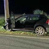 Schwerer Unfall: Baum-Kollision nach Kontrollverlust