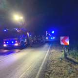 Schwerer Unfall: Baum-Kollision nach Kontrollverlust