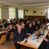 Kameraden mit Feuerwehrehrenzeichen ausgezeichnet