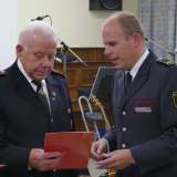 Kameraden mit Feuerwehrehrenzeichen ausgezeichnet