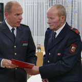 Kameraden mit Feuerwehrehrenzeichen ausgezeichnet