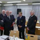 Kameraden mit Feuerwehrehrenzeichen ausgezeichnet
