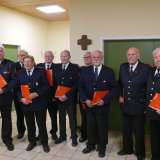 Kameraden mit Feuerwehrehrenzeichen ausgezeichnet