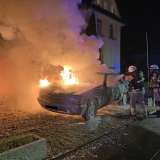 POL-SO: Pkw in Brand
