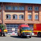 Vier neue Feuerwehr Fahrzeuge offiziell in den Dienst gestellt
