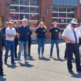 Vier neue Feuerwehr Fahrzeuge offiziell in den Dienst gestellt