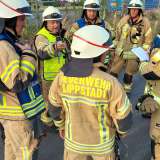 Kameradenrettung bei Feuerwehr Übung trainiert / Mayday Lage hielt Löschzug in Atem 