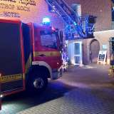 Übung des Löschzuges 5 im Hotel Rixbecker Alpen in Rixbeck