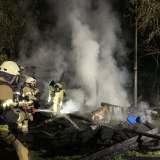 POL-SO: Gartenlaube an der Bökenförder Straße steht in Vollbrand