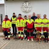 Suchhundestaffel hat Prüfung abgelegt
