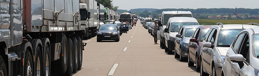 Die Rettungsgasse auf Autobahnen
