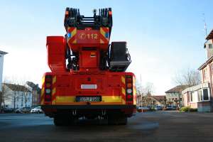 Drehleiter automatisch mit Korb