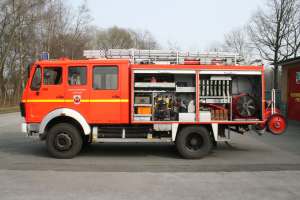 Hilfeleistungslöschgruppenfahrzeug