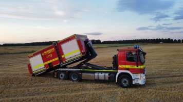 Wechselladerfahrzeug AB-TWS